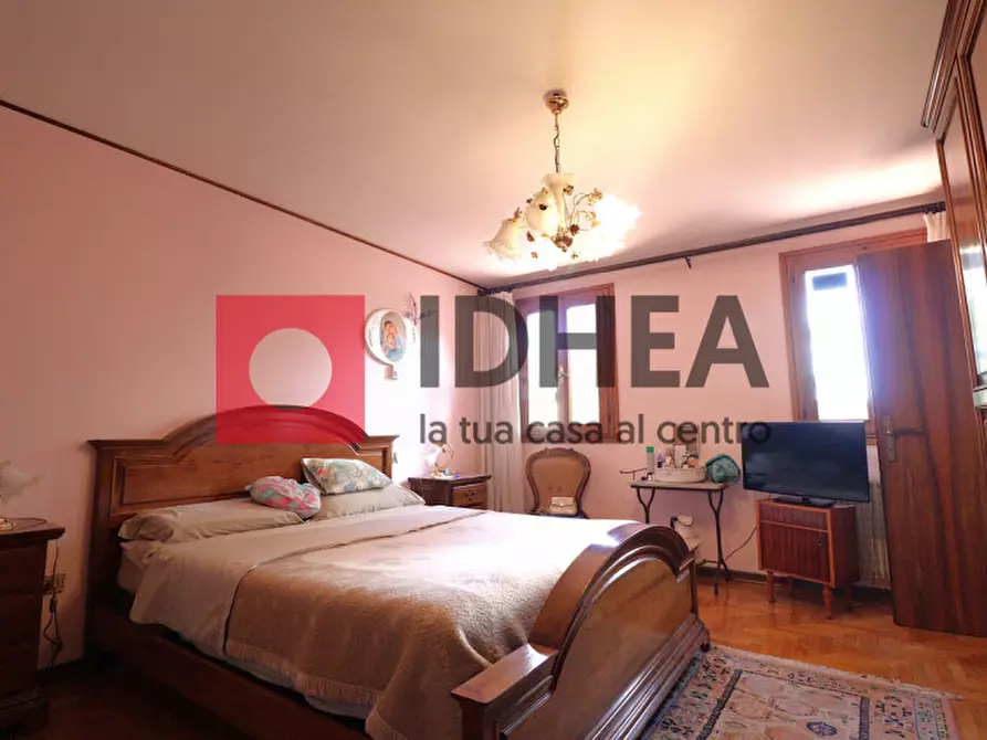 Immagine 13 di Casa indipendente in vendita  in Via Mercato a Trevignano