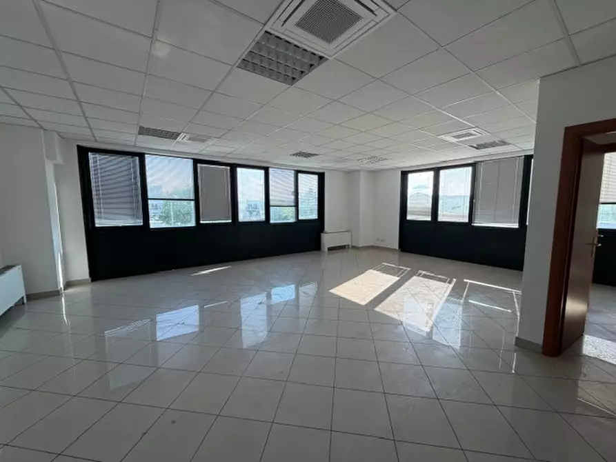 Immagine 1 di Ufficio in vendita  in Via Emilia Ovest a Rubiera