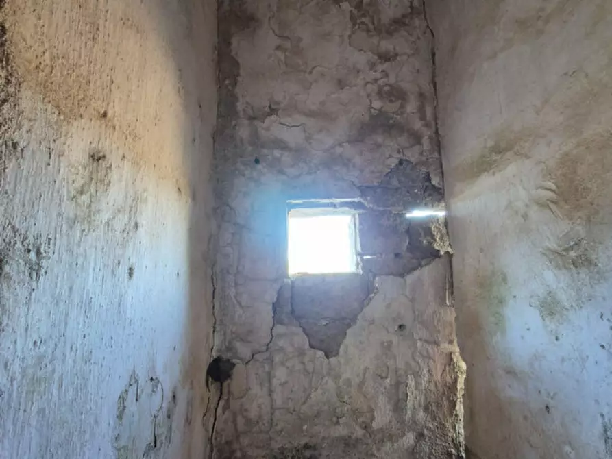 Immagine 24 di Villa in vendita  in Via Parabita a Alezio