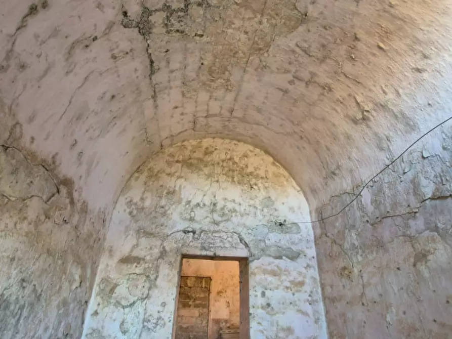 Immagine 26 di Villa in vendita  in Via Parabita a Alezio