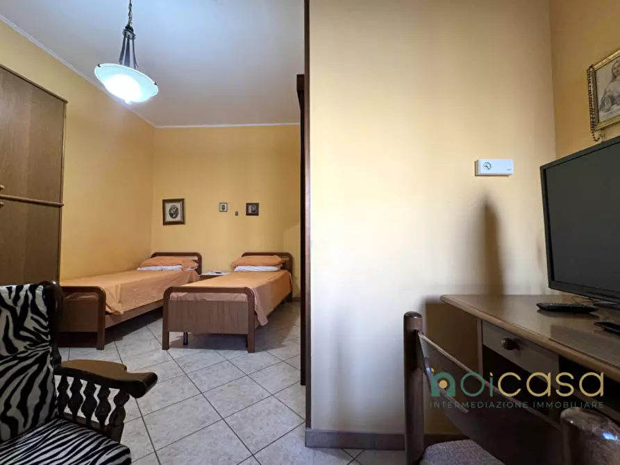 Immagine 4 di Casa trifamiliare in vendita  in Via Quinto Mario Corrado  19 a Lecce