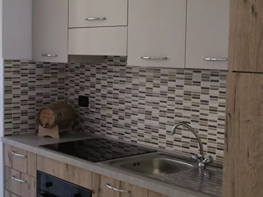 Immagine 5 di Laboratorio in vendita  in Via G. Manci - G. Manci-Straße a Laives .Leifers.