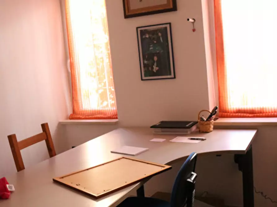 Immagine 9 di Laboratorio in vendita  in Via G. Manci - G. Manci-Straße a Laives .Leifers.