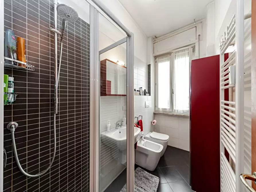 Immagine 10 di Appartamento in vendita  in Via Duca degli Abruzzi 10 a Monza