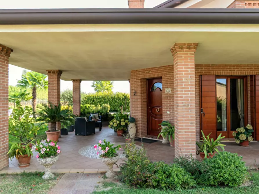 Immagine 2 di Casa indipendente in vendita  in Via Antonio Gramsci a Solesino
