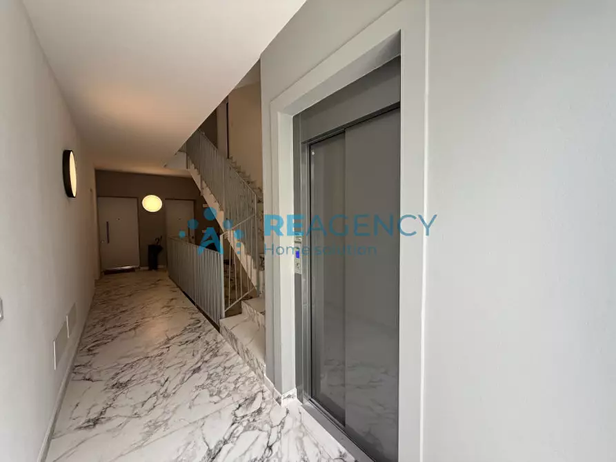 Immagine 15 di Appartamento in vendita  in Viale Italia a Creazzo