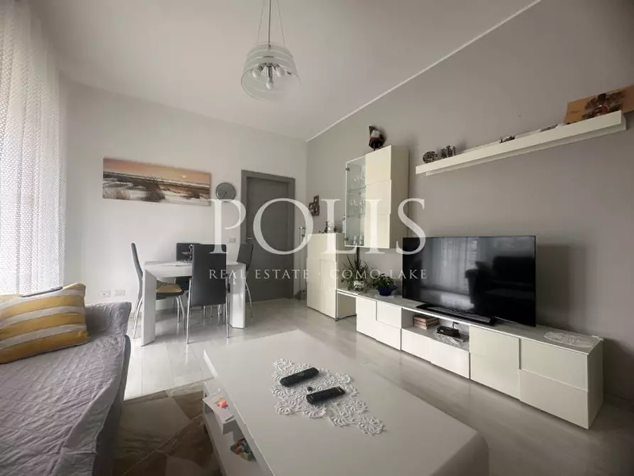 Immagine 1 di Appartamento in vendita  in VIA SANTA MARTA a Como