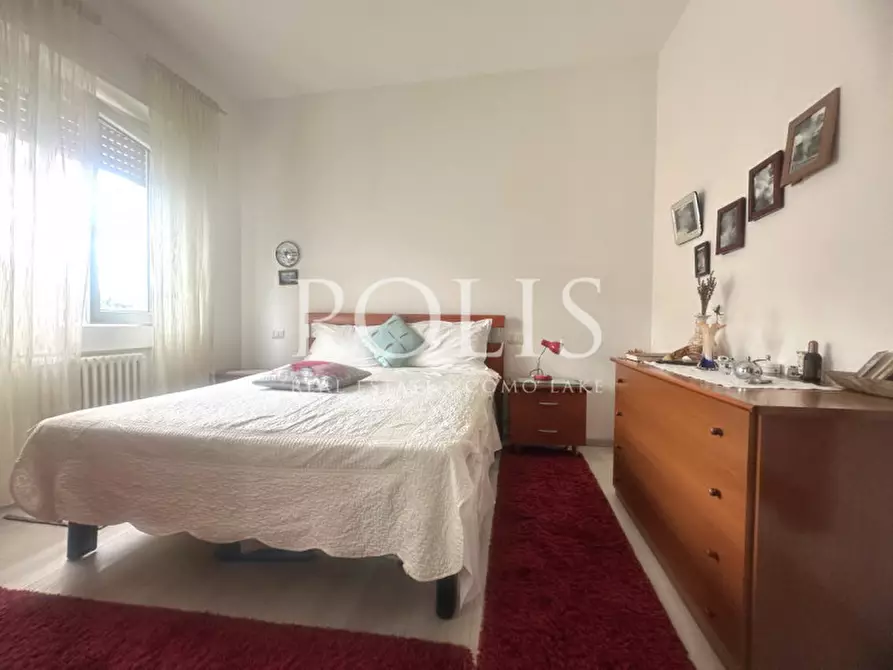 Immagine 8 di Appartamento in vendita  in VIA SANTA MARTA a Como