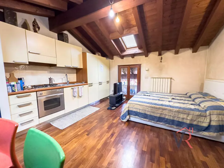 Immagine 1 di Appartamento in vendita  in Via Primo Maggio a Barbariga