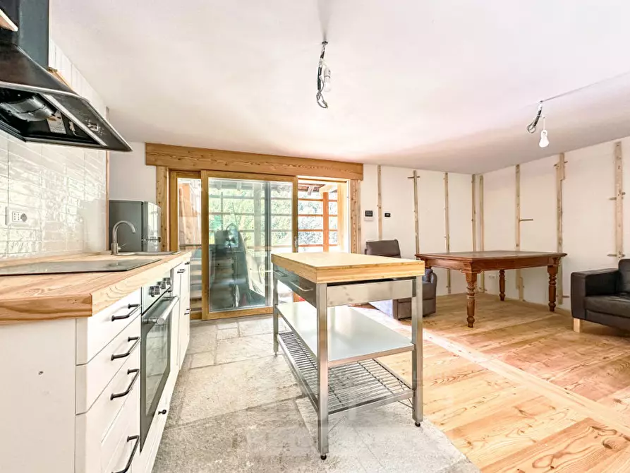 Immagine 9 di Casa indipendente in vendita  in via Camproso 1 a Campertogno