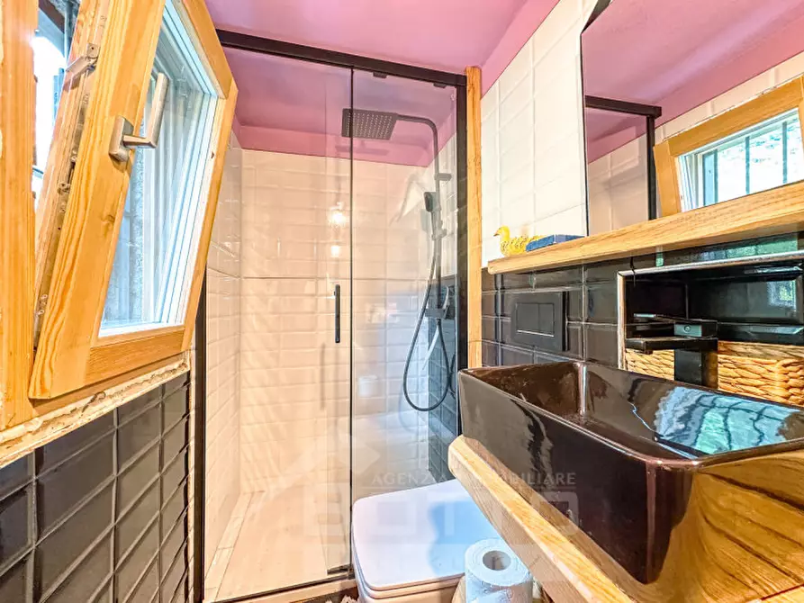 Immagine 18 di Appartamento in vendita  in via Camproso a Campertogno