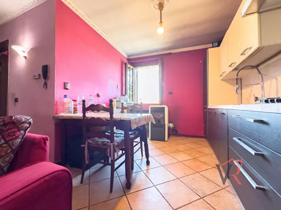 Immagine 8 di Appartamento in vendita  in Via Roma a Roncadelle