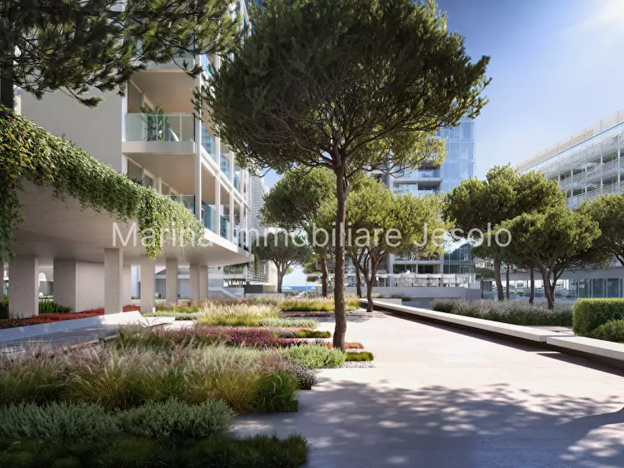 Immagine 3 di Appartamento in vendita  in VIA ALDO ROSSI a Jesolo