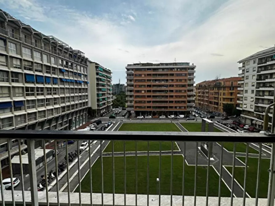 Immagine 4 di Appartamento in vendita  in Piazza Martiri a Savona