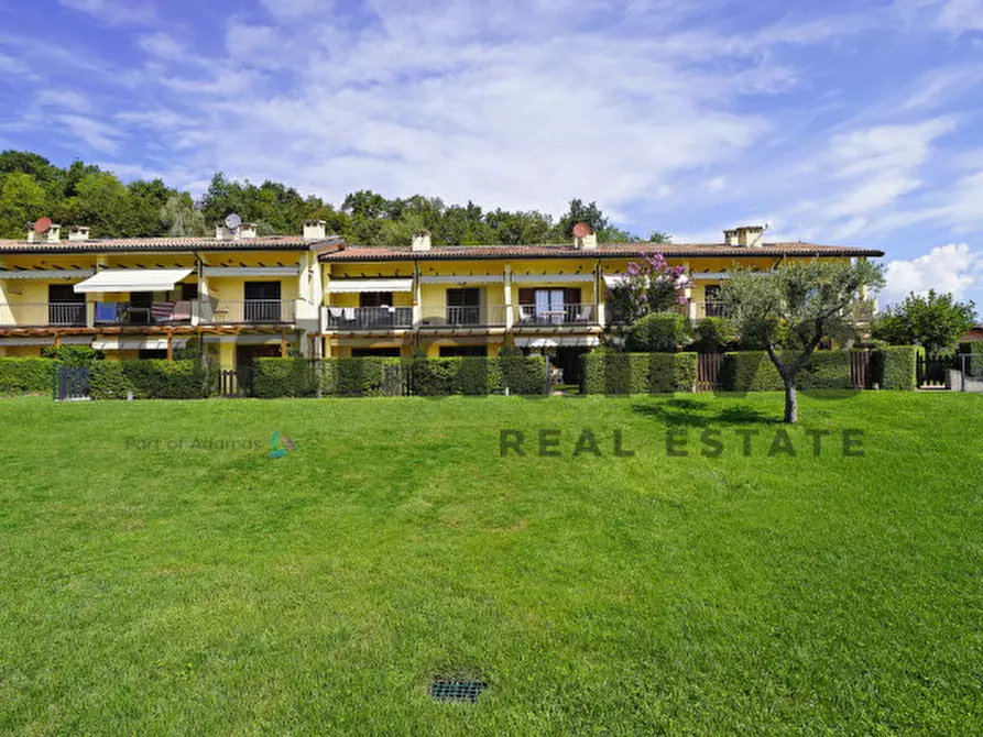 Immagine 3 di Appartamento in vendita  in via borgo alto a Puegnago Sul Garda