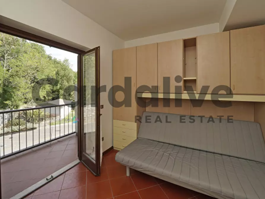 Immagine 16 di Appartamento in vendita  in via borgo alto a Puegnago Sul Garda