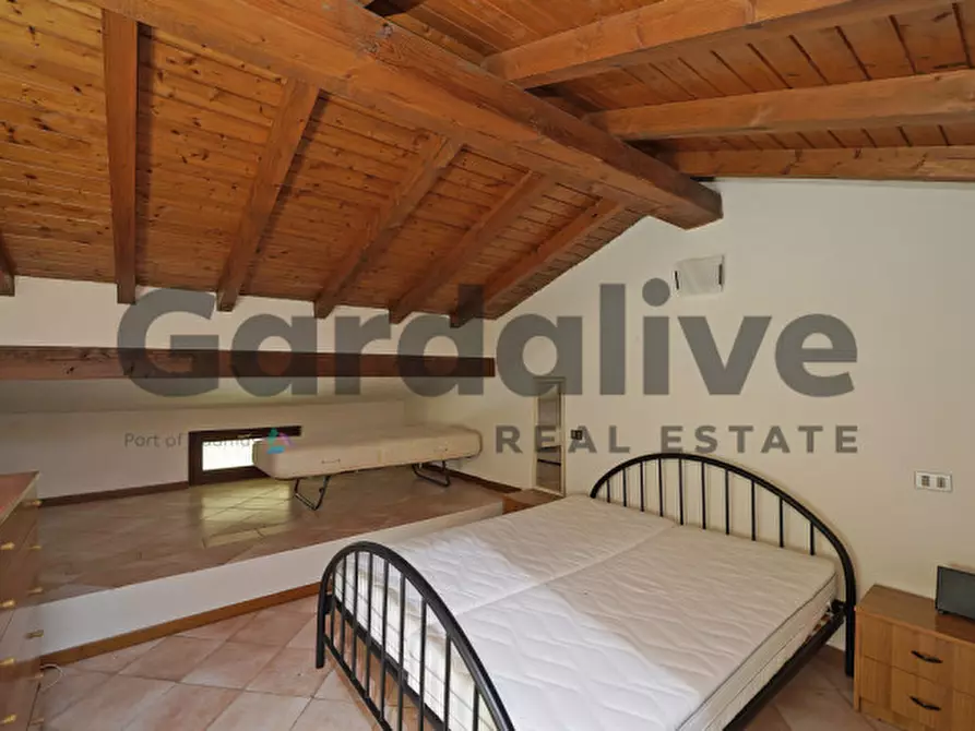 Immagine 21 di Appartamento in vendita  in via borgo alto a Puegnago Sul Garda