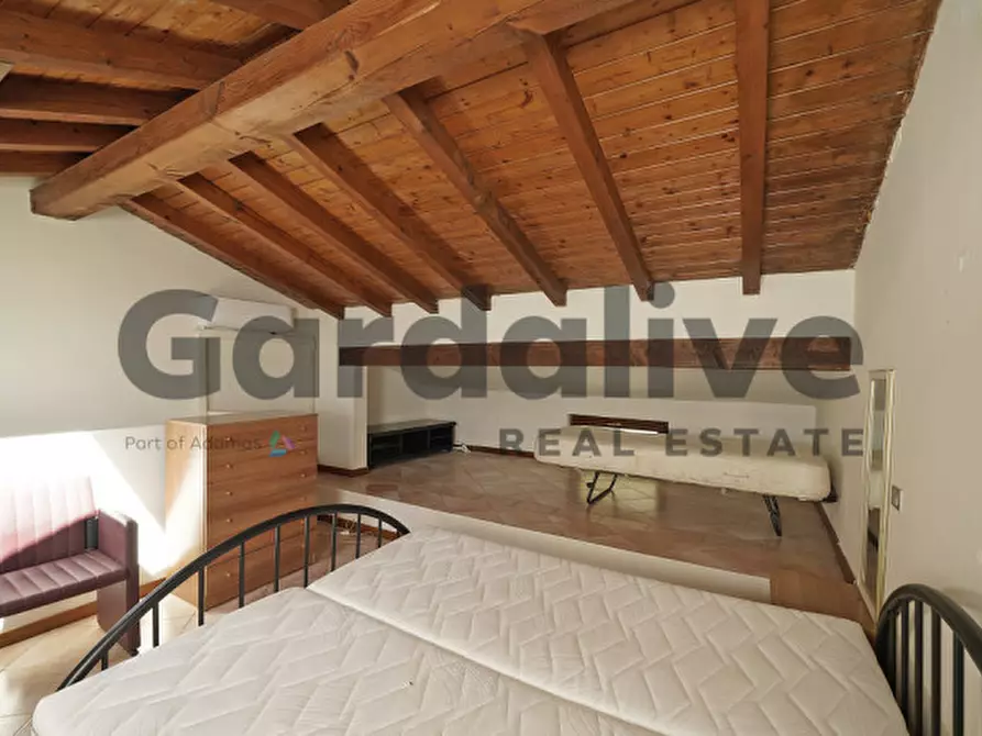 Immagine 23 di Appartamento in vendita  in via borgo alto a Puegnago Sul Garda