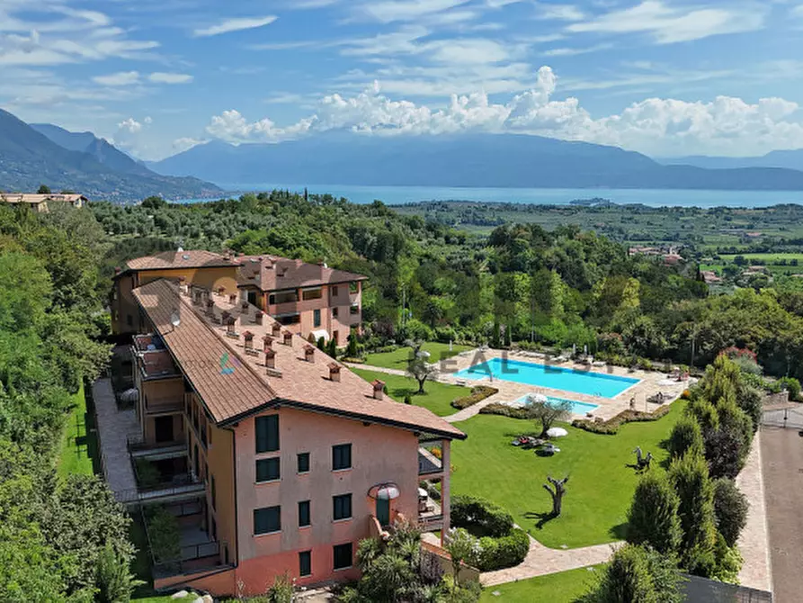 Immagine 25 di Appartamento in vendita  in via borgo alto a Puegnago Sul Garda