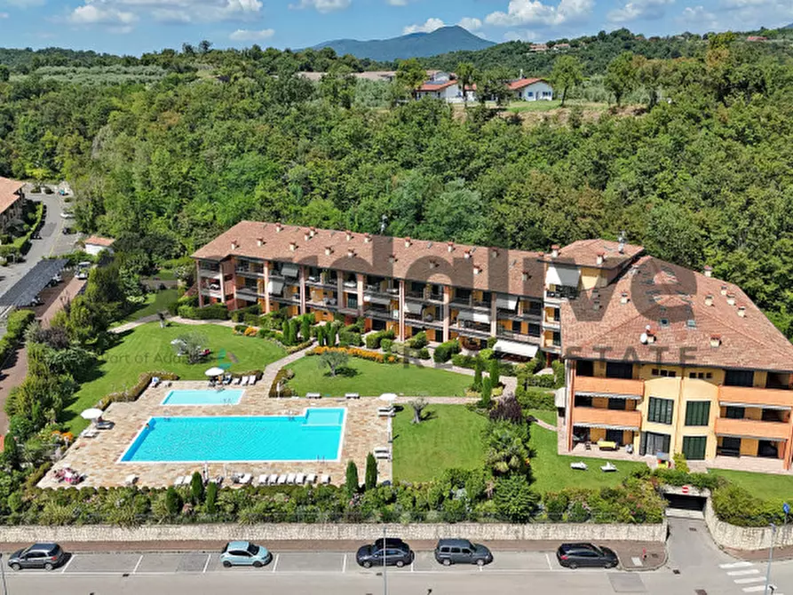 Immagine 45 di Appartamento in vendita  in via borgo alto a Puegnago Sul Garda