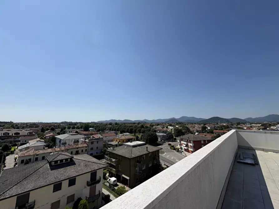 Immagine 5 di Attico in vendita  in Via bracciano a Selvazzano Dentro