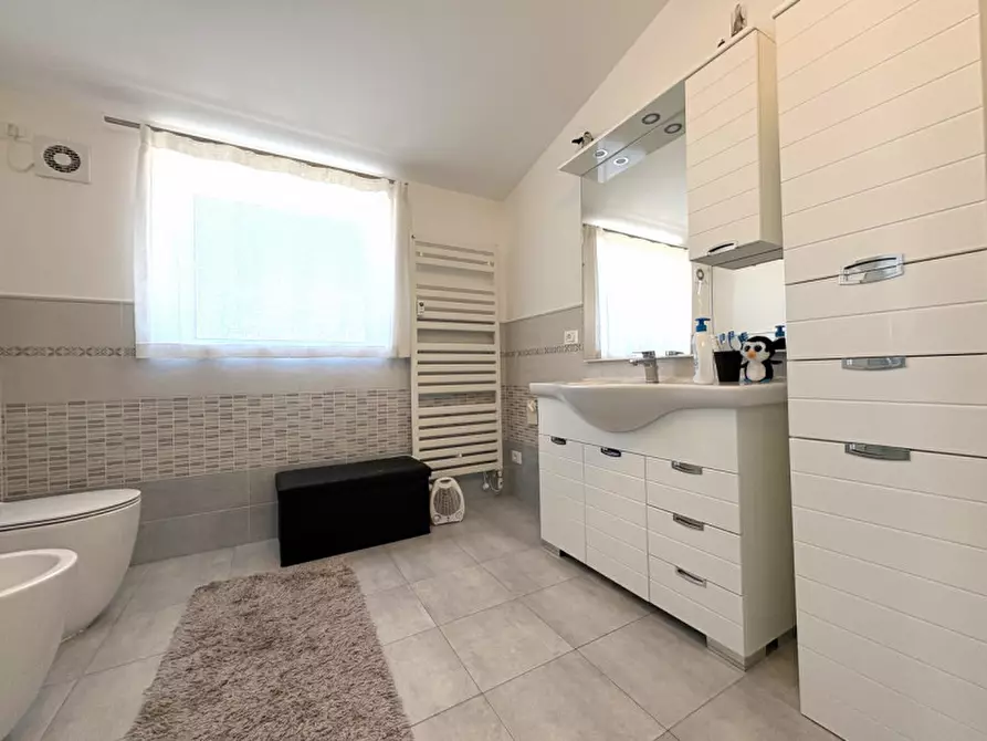 Immagine 13 di Attico in vendita  in Via bracciano a Selvazzano Dentro