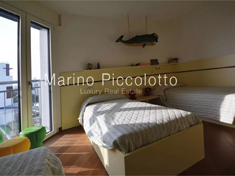 Immagine 12 di Appartamento in vendita  in via Dante Alighieri a Jesolo