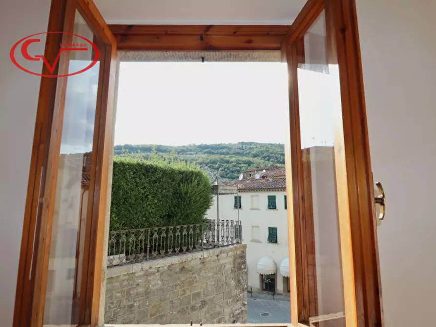 Immagine 4 di Appartamento in vendita  in loro ciuffenna a Loro Ciuffenna