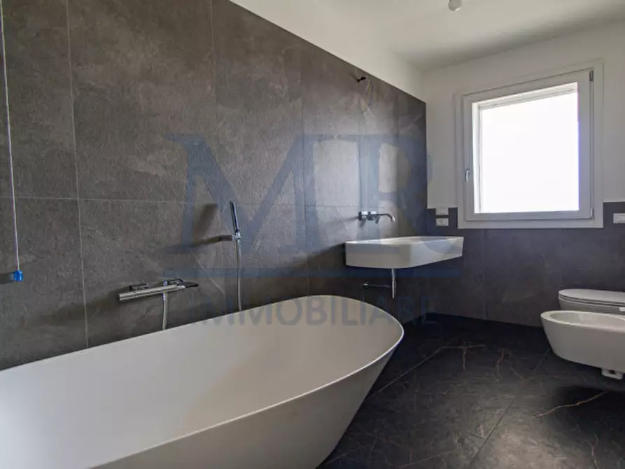 Immagine 19 di Attico in vendita  in via aureliana a Montegrotto Terme