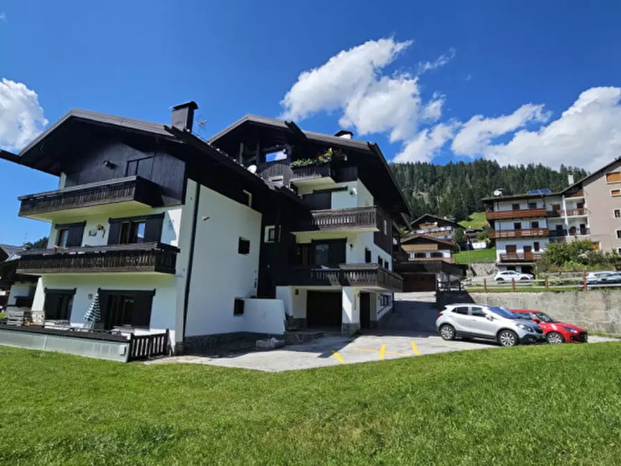 Immagine 1 di Appartamento in vendita  in Borgata Bach 10 a Sappada