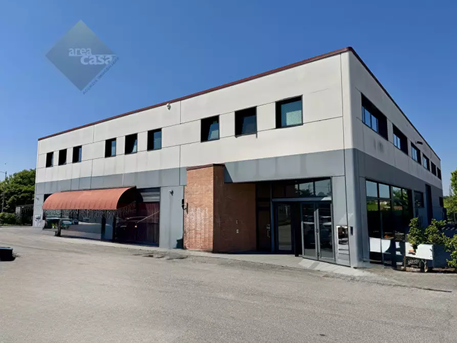 Immagine 1 di Capannone industriale in vendita  in Via Castellana a Resana