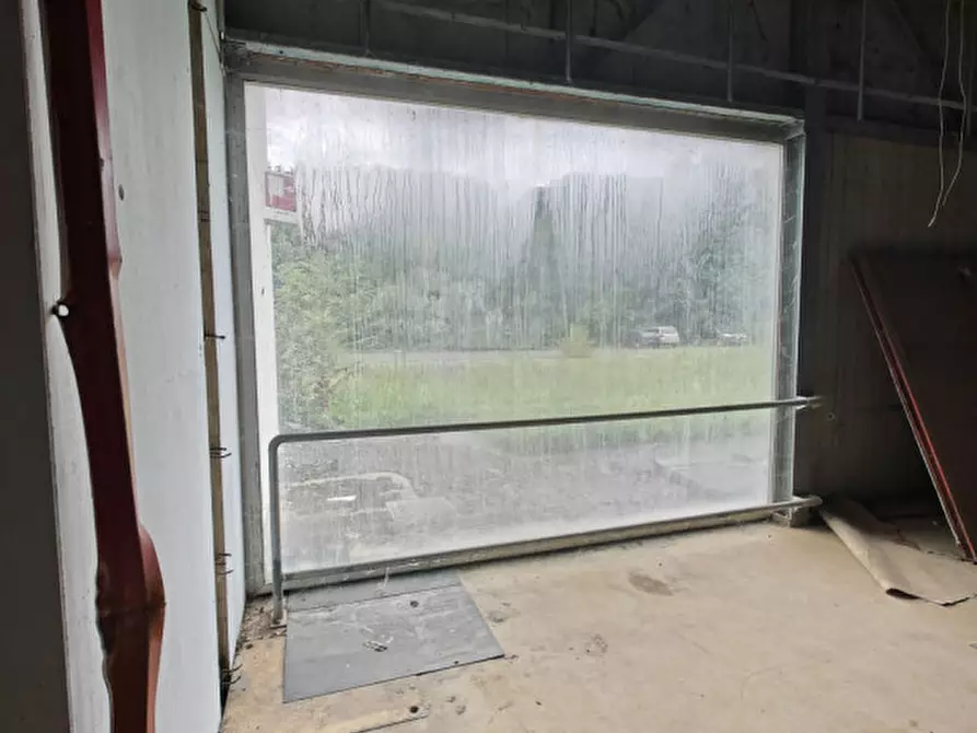 Immagine 12 di Capannone industriale in vendita  in via iv novembre a Gorizia