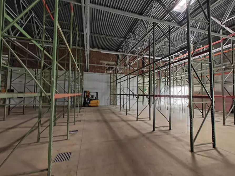 Immagine 14 di Capannone industriale in vendita  in via iv novembre a Gorizia