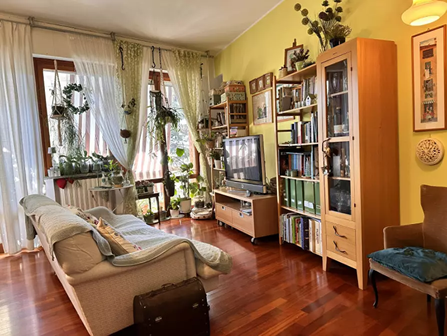 Immagine 3 di Appartamento in vendita  in Via Mario Batà a Macerata