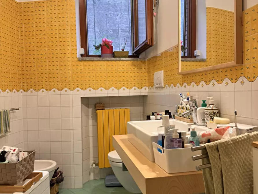 Immagine 13 di Appartamento in vendita  in Via Mario Batà a Macerata