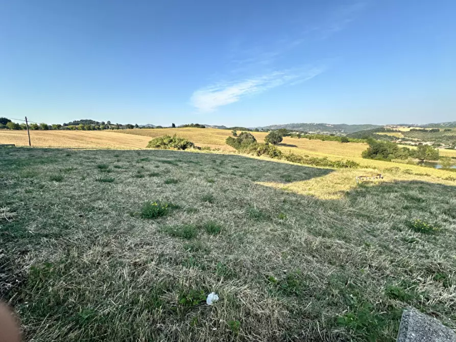 Immagine 1 di Terreno in vendita  a Perugia