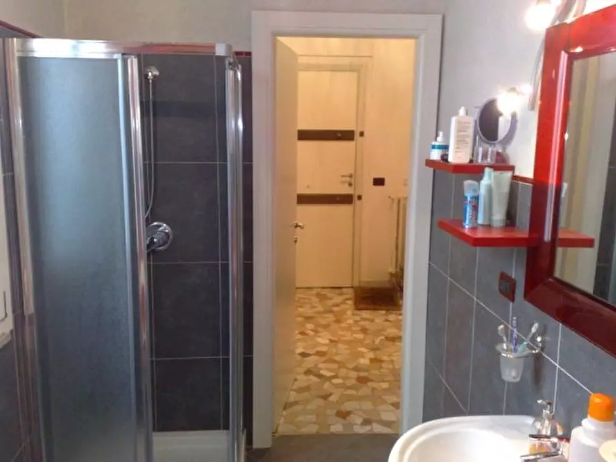 Immagine 12 di Appartamento in vendita  in via della paglia a Ferrara