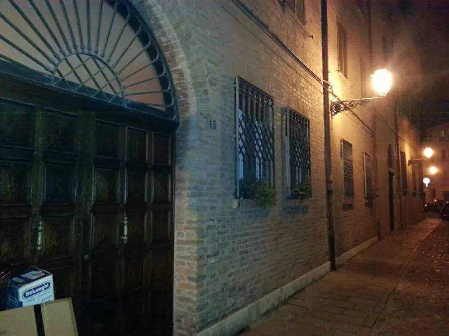 Immagine 14 di Appartamento in vendita  in via della paglia a Ferrara