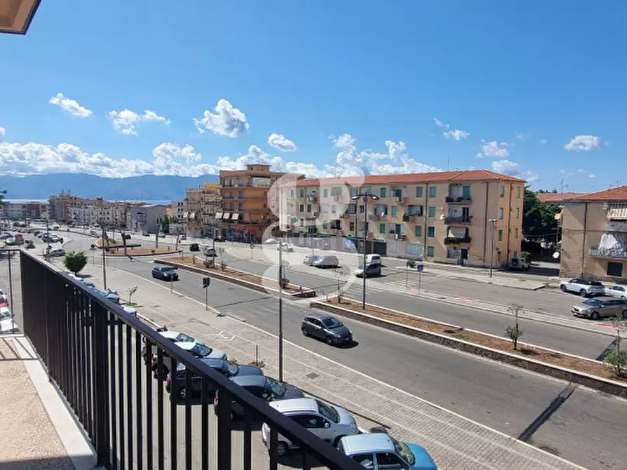 Immagine 6 di Appartamento in vendita  in via francesco baracca,N°5 a Reggio Di Calabria