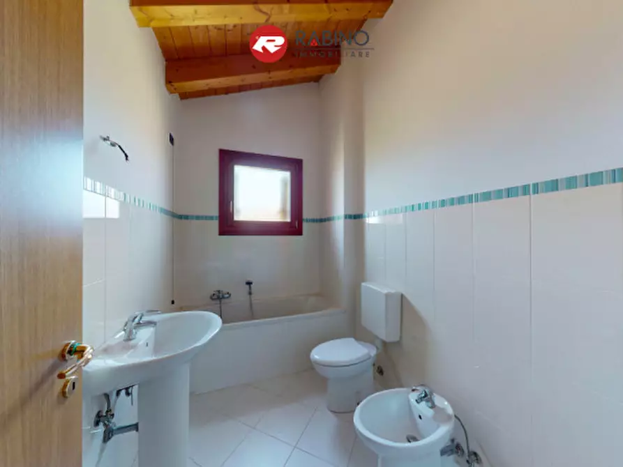 Immagine 10 di Appartamento in vendita  in Via Milano 14 a Udine