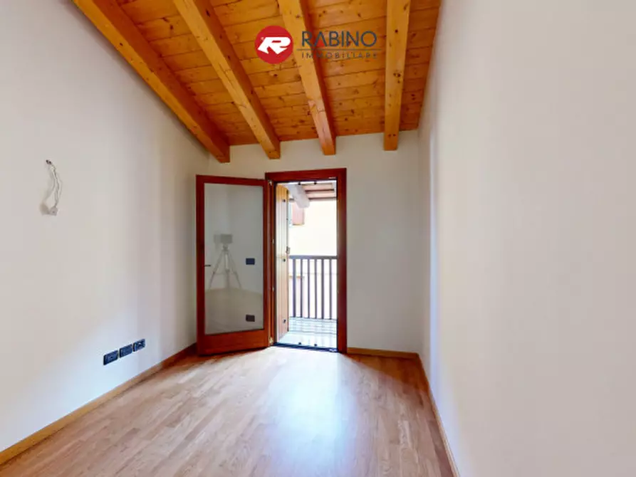 Immagine 12 di Appartamento in vendita  in Via Milano 14 a Udine