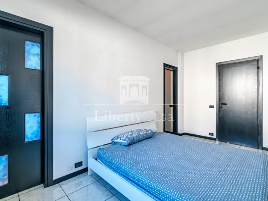 Immagine 16 di Appartamento in vendita  in Viale Marco Enrico Bossi a Salò