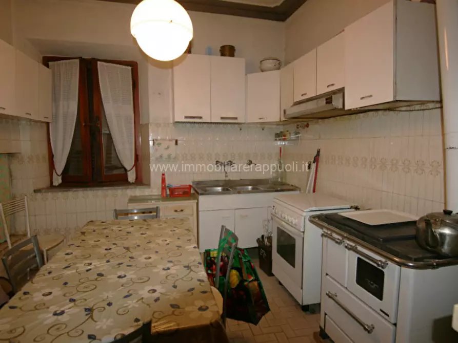 Immagine 1 di Casa indipendente in vendita  a Sinalunga