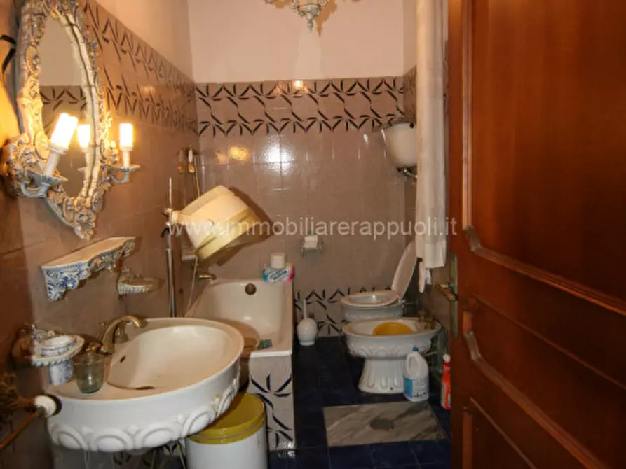 Immagine 6 di Casa indipendente in vendita  a Sinalunga