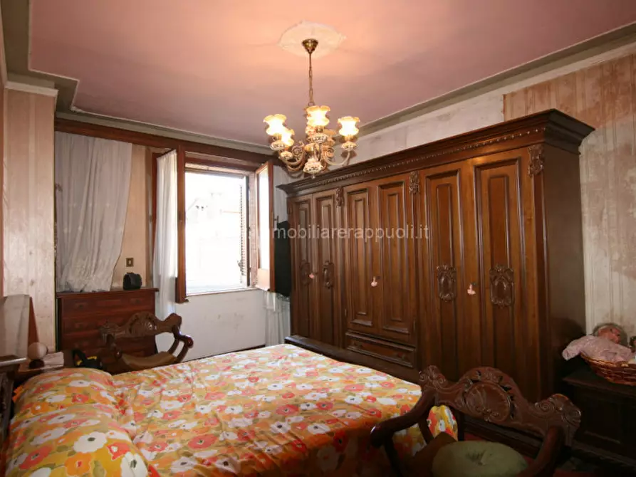 Immagine 9 di Casa indipendente in vendita  a Sinalunga