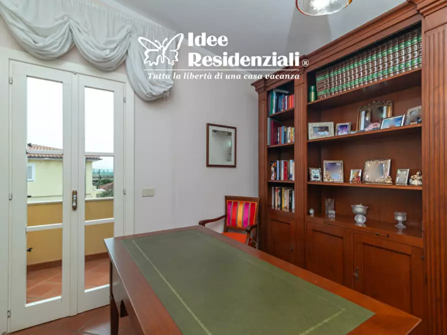 Immagine 4 di Villa in vendita  in via Parigi a Olbia