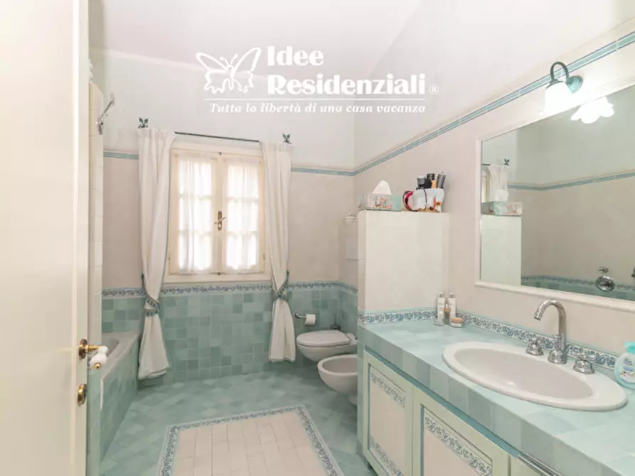 Immagine 14 di Villa in vendita  in via Parigi a Olbia