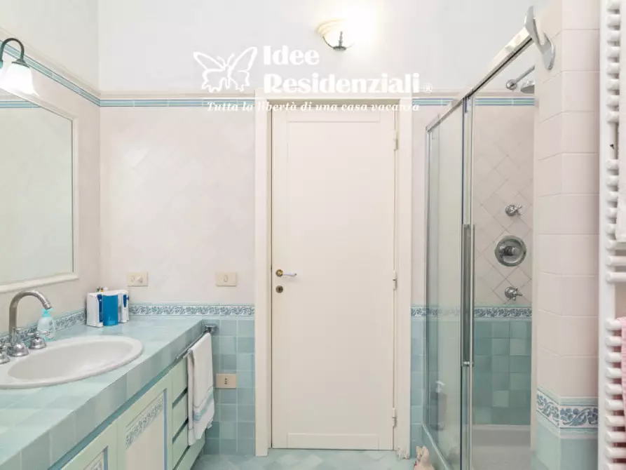 Immagine 15 di Villa in vendita  in via Parigi a Olbia