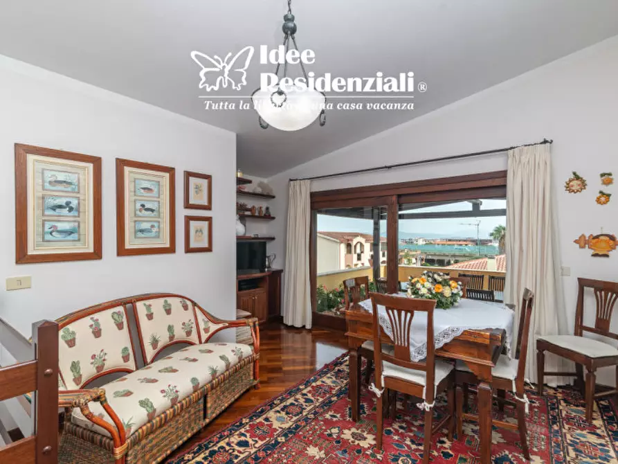 Immagine 16 di Villa in vendita  in via Parigi a Olbia