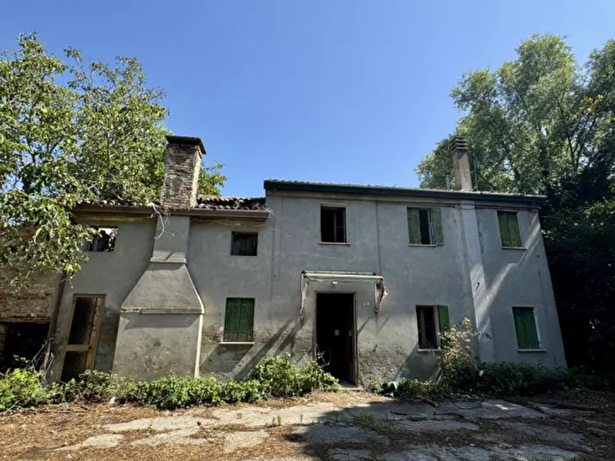 Immagine 1 di Rustico / casale in vendita  in Via Corniola Destra a Sant'urbano